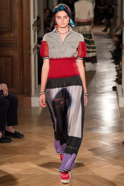 Look 38